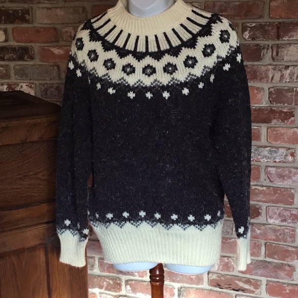 Limited Express Woman’s Gray Wool Pullover Sweater - Picture 3 of 13